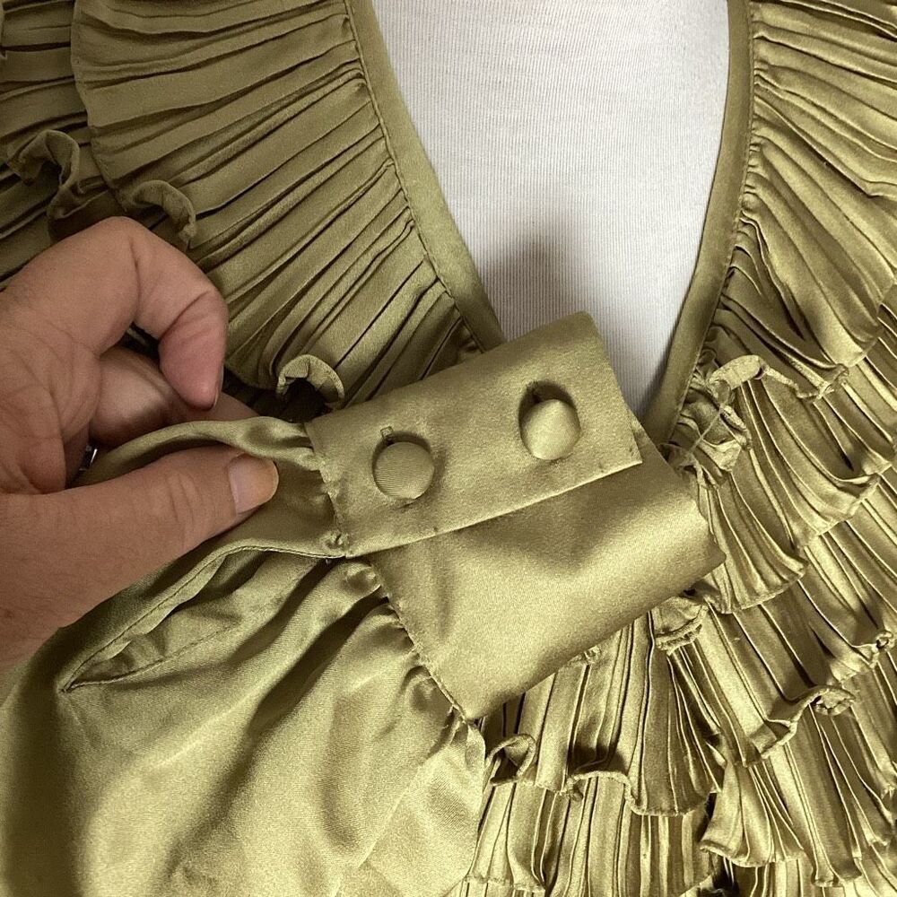 Vintage Classiques Ruffle Blouse 80’s Women’s 6 Olive Green - Picture 7 of 9